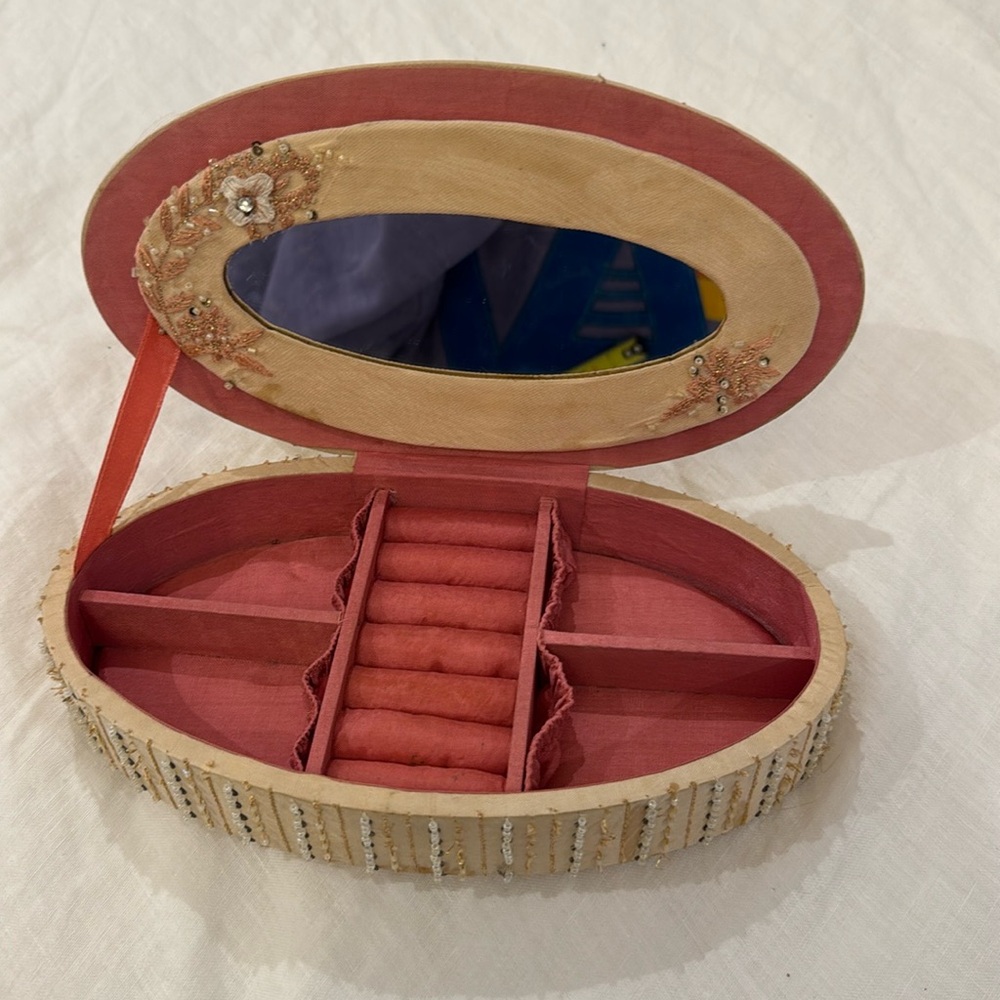 Beaded jewelry box